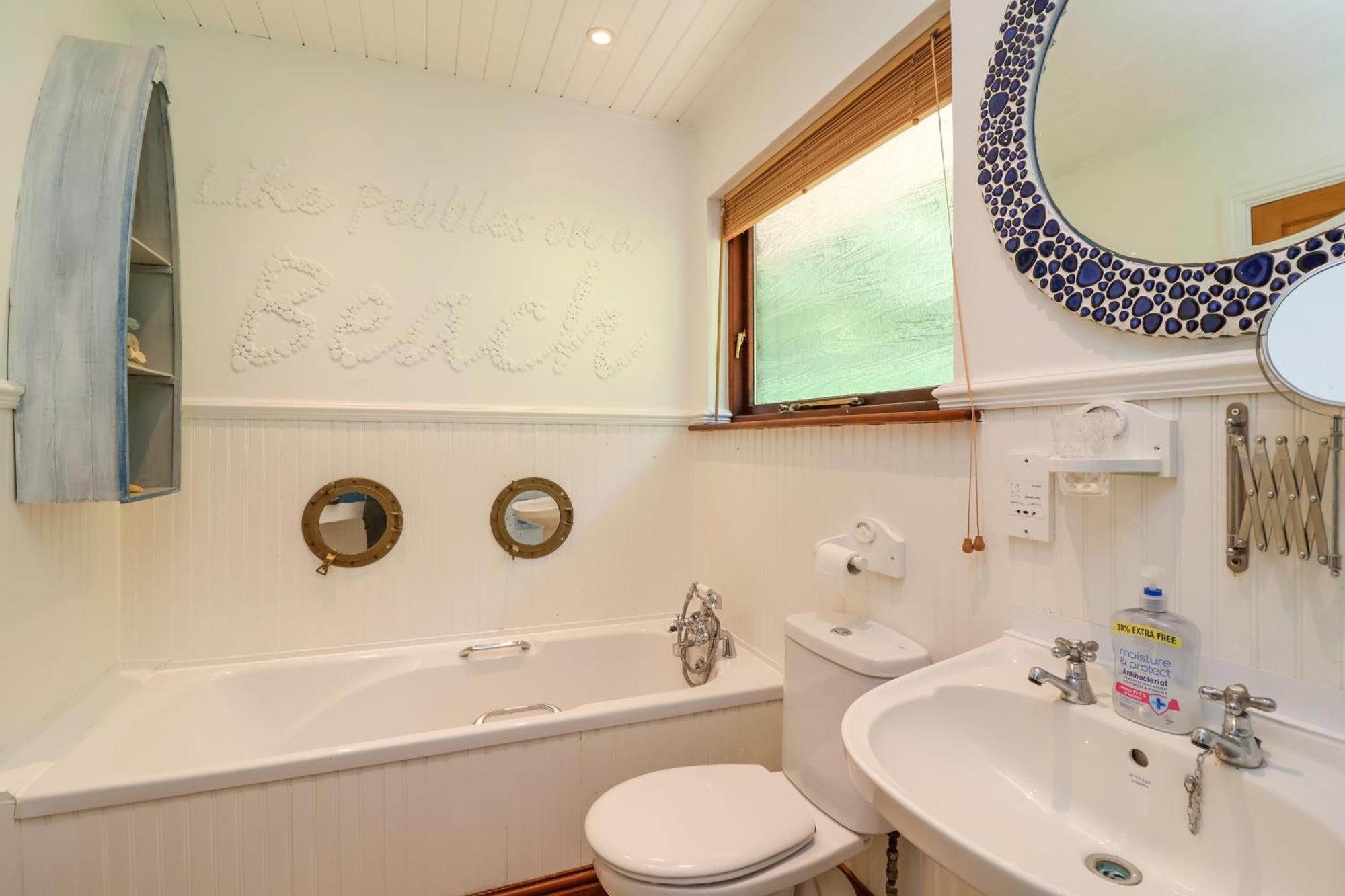 Bay Tree Lodge 35 อิลฟราคูมบ์ ภายนอก รูปภาพ